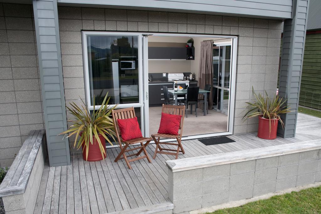 Cooks Beach Bay Breeze Accommodation מראה חיצוני תמונה